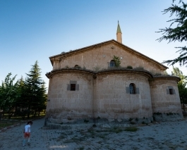 Aktaş Kilise Camii